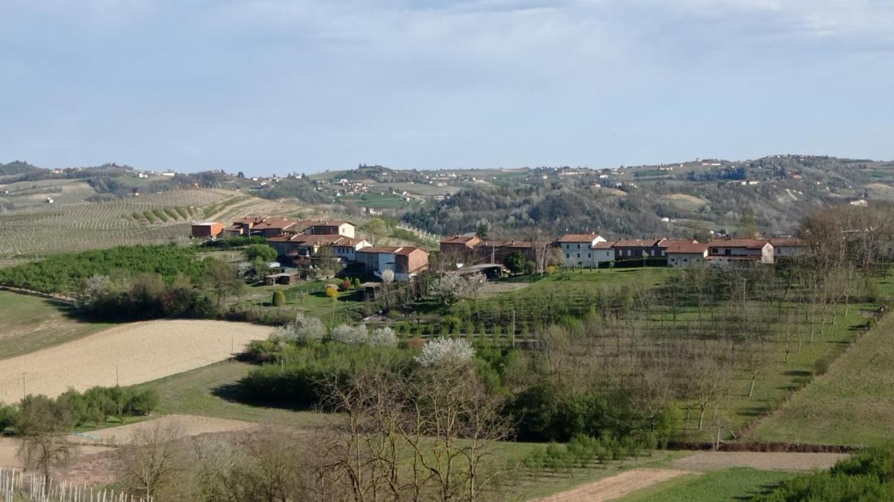 Casa Maya San Martino Alfieri Bagian luar foto