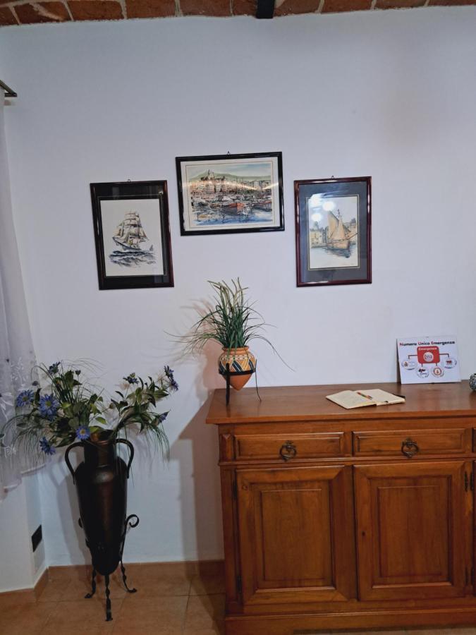 Casa Maya San Martino Alfieri Bagian luar foto