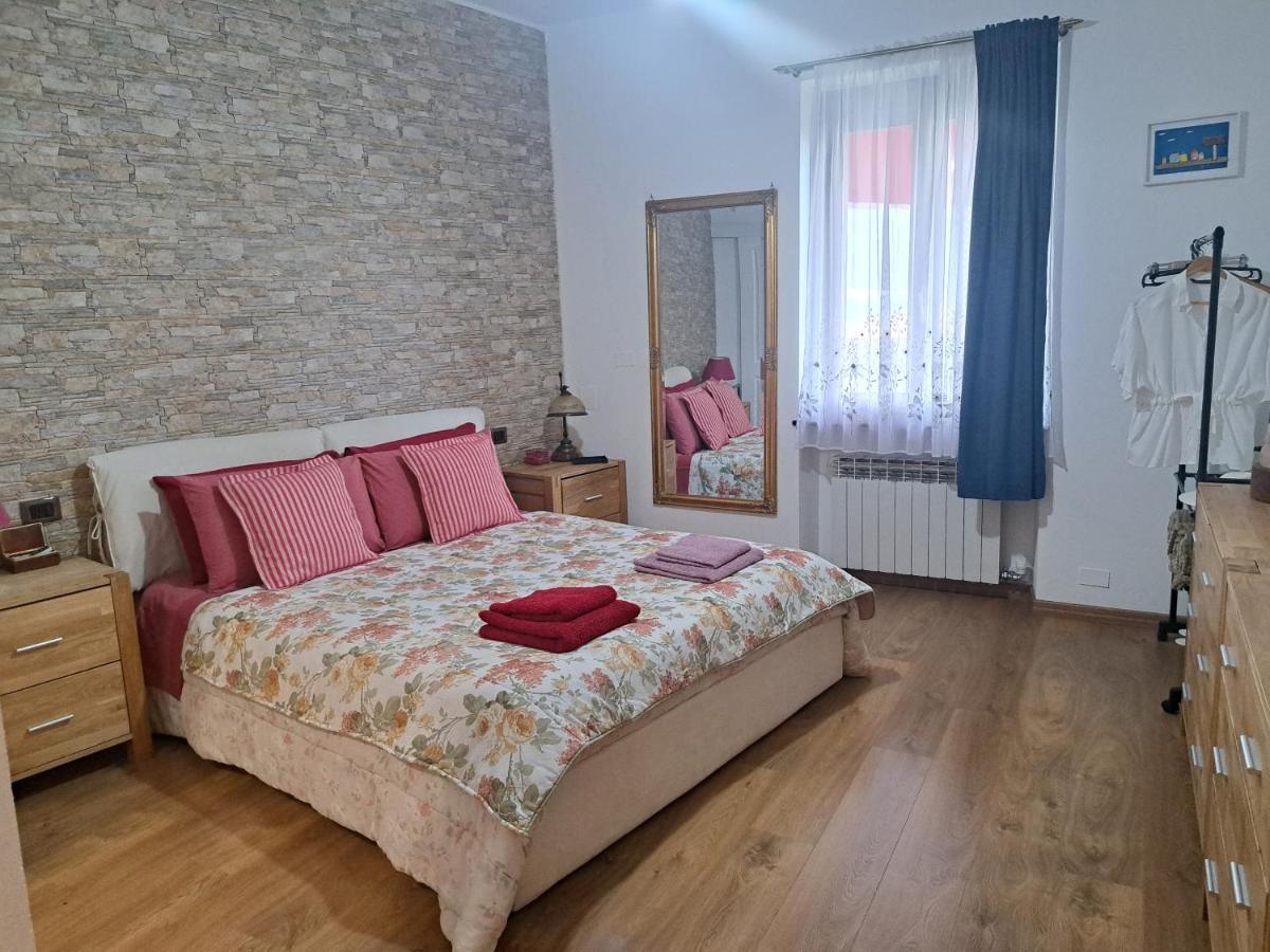 Casa Maya San Martino Alfieri Bagian luar foto