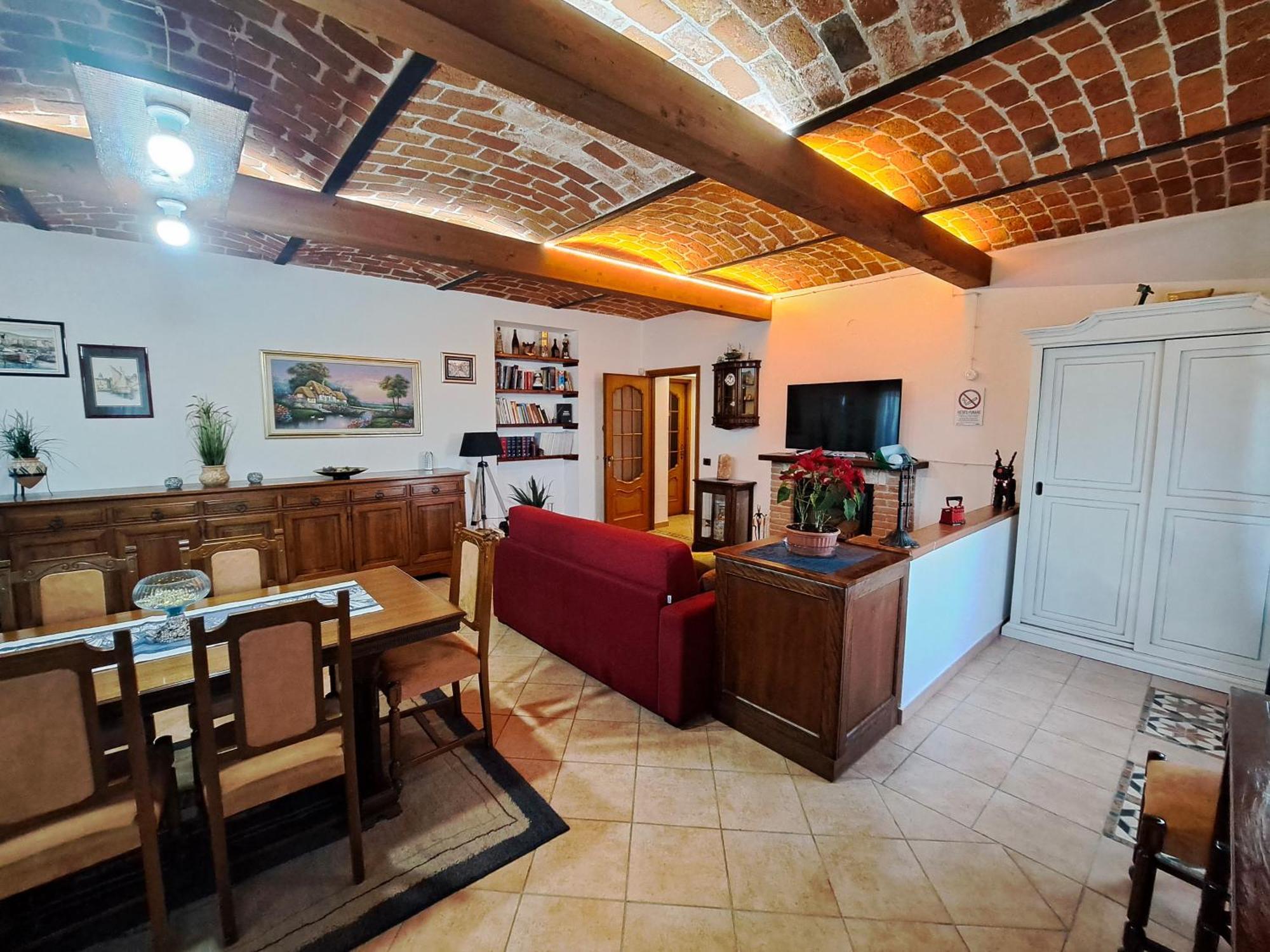 Casa Maya San Martino Alfieri Bagian luar foto